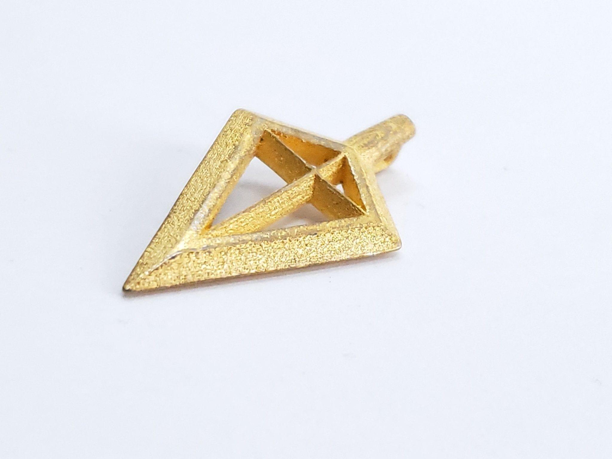 Sakcon Jewelers Pendant Gold Plated Steel Spirit Of The Bowhunter Broadhead Hunting Pendant-Medium